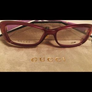 Pink Gucci Gorgeous Horsebit Oval Eyeglass Frames